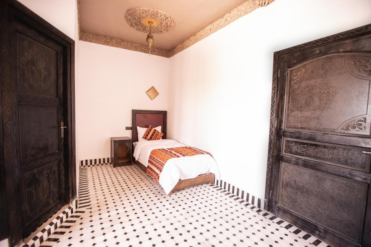 Riad Merzouga Dunes Экстерьер фото